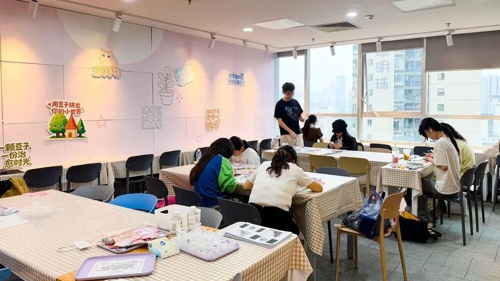 扎堆开拼豆店的深圳人图1