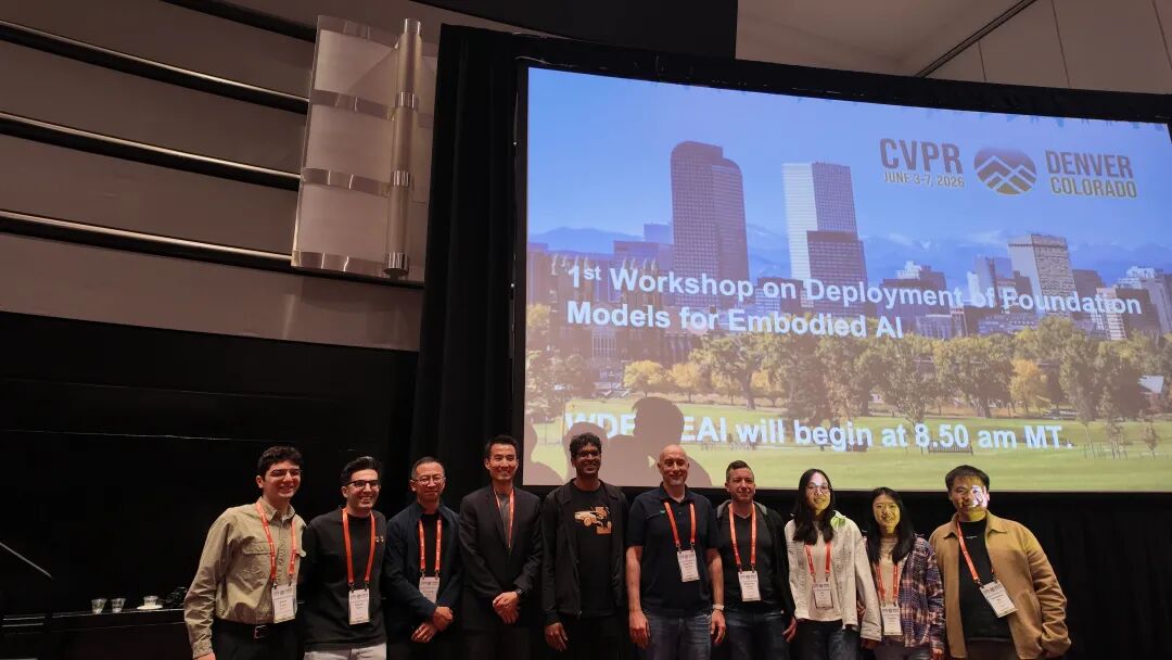 小鹏三登CVPR：自动驾驶下一步，不是VLA与世界模型二选一图2