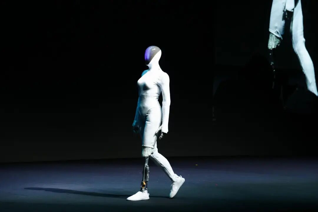 CVPR 2026，英伟达特斯拉Waymo一块听中国公司讲物理AI图15