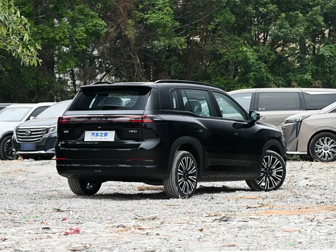 百公里不到6个油!五座紧凑型SUV,10万出头买车你会选它吗?图3