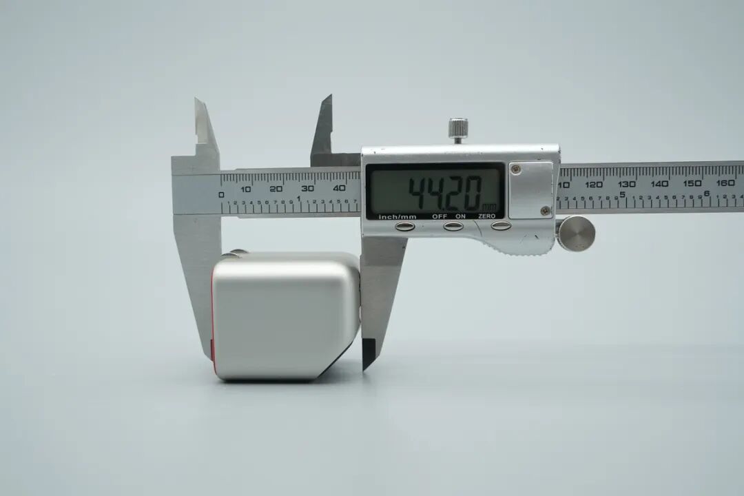 拆解报告：绿联USB-C 45W屏显氮化镓充电器图12