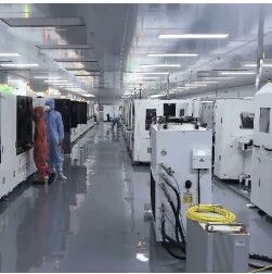 从灯板到光链：巽霖科技完成A+轮数千万元融资，加速从"玻璃基板"迈向"光电融合"