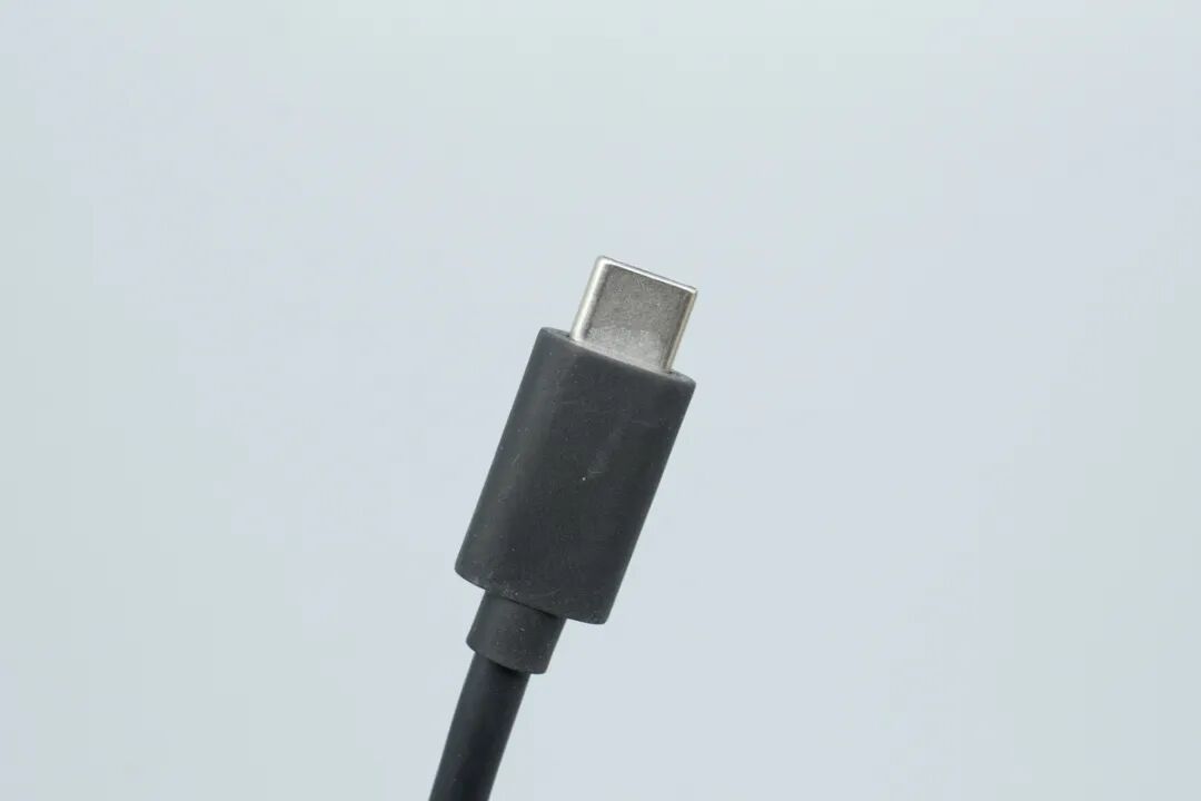 拆解报告:英伟达DGX Spark原装240W电源图17