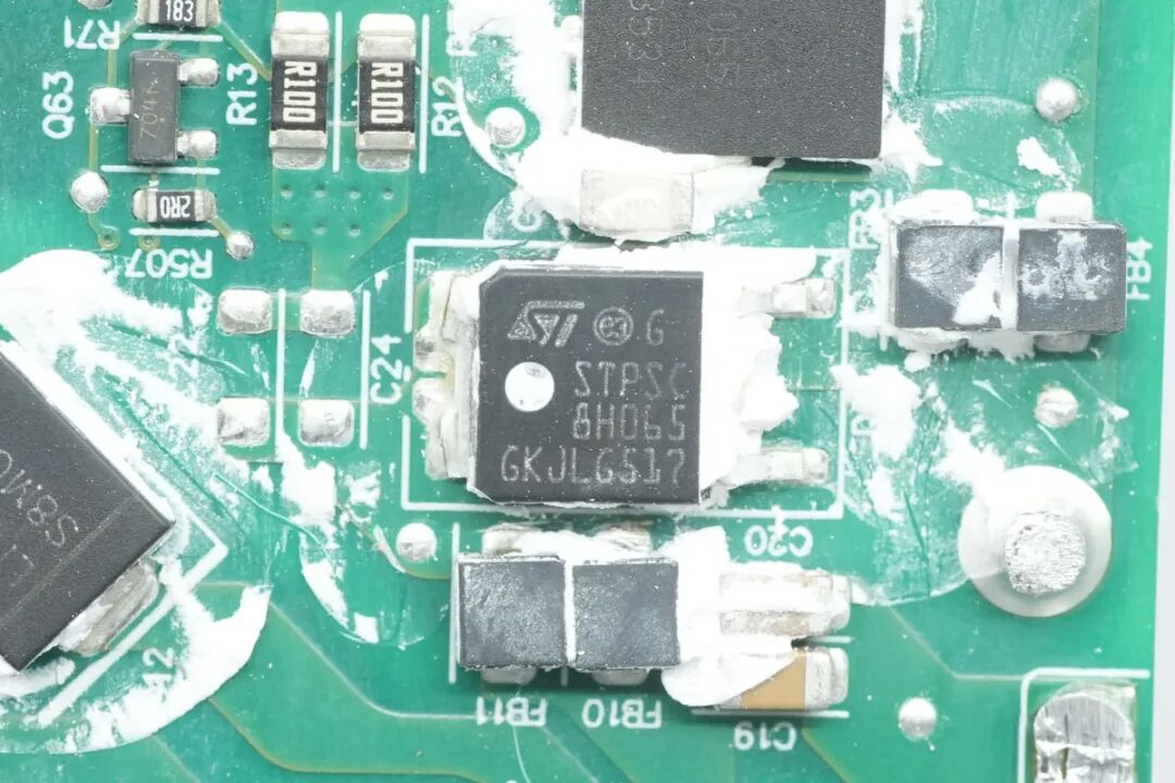 拆解报告:英伟达DGX Spark原装240W电源图53