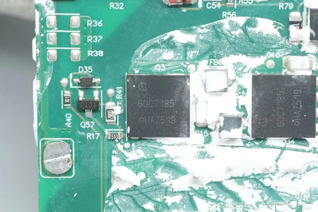 拆解报告:英伟达DGX Spark原装240W电源图57