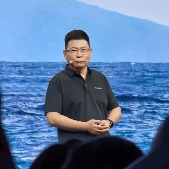 余承东亲管华为大模型团队：我的字典里没有第二、只有第一