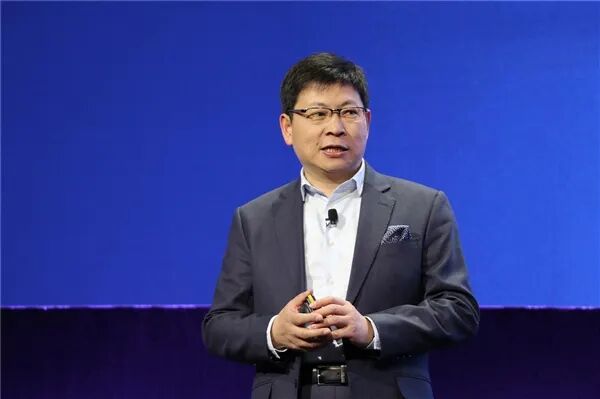 余承东宣布：华为超苹果成中国第二大手机系统！图3