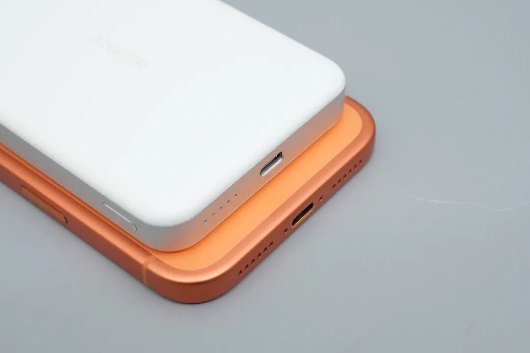 拆解报告：Anker Nano 10000mAh超薄磁吸移动电源图35