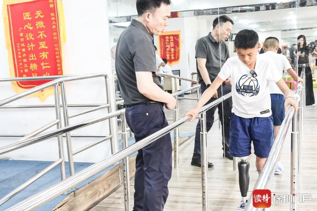 大凉山“独腿篮球少年”，在深圳“长”出新“腿”图9