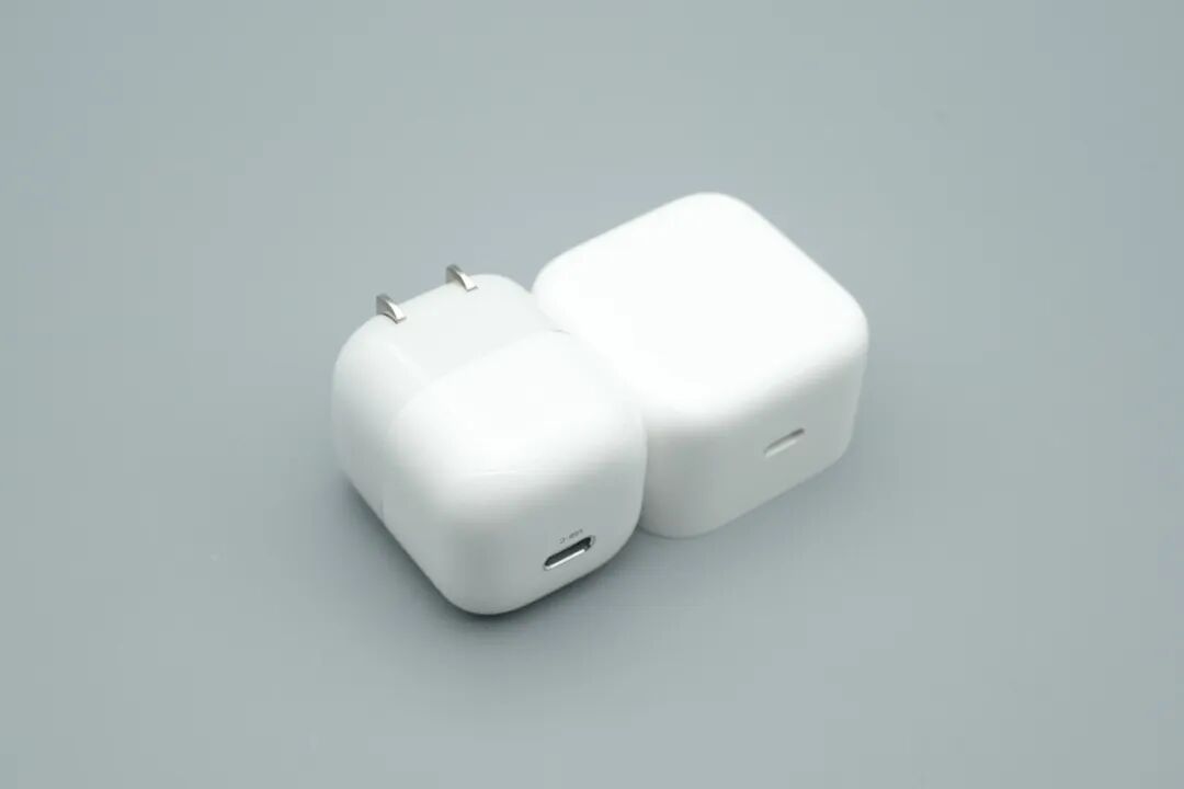 拆解报告:闪极40W USB-C小灵冲充电器图16