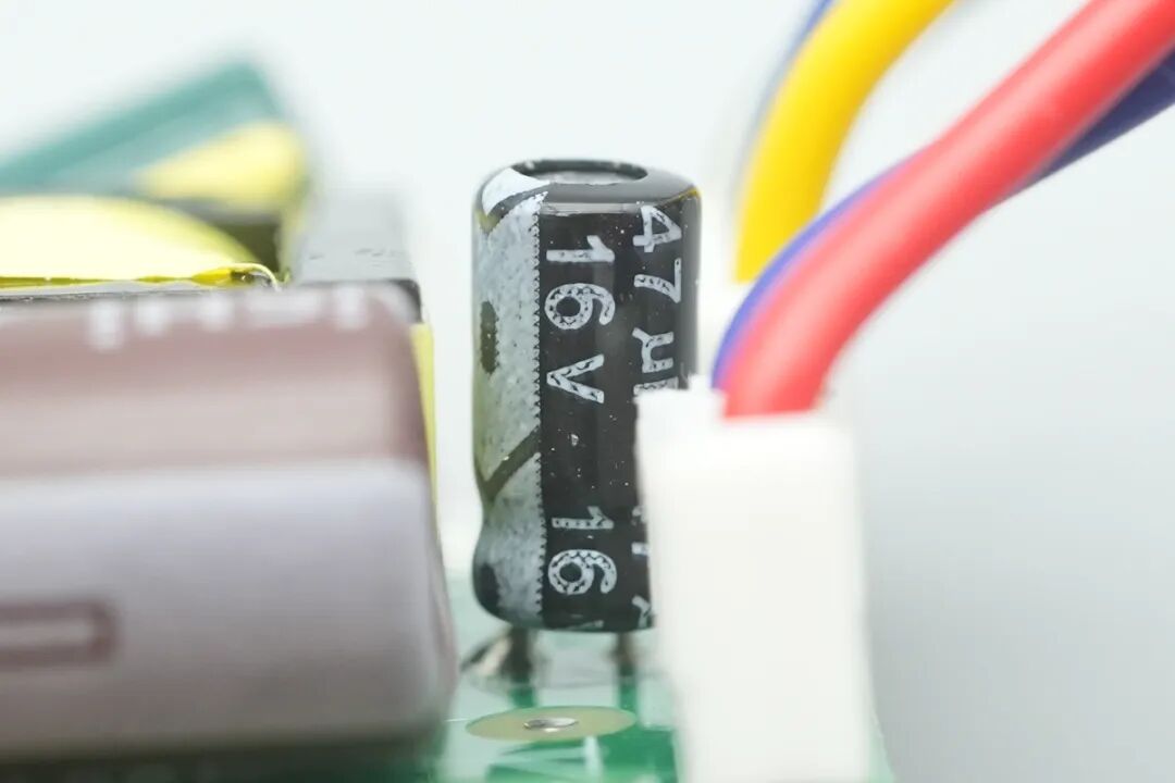 拆解报告:BYD比亚迪交流充电枪图32