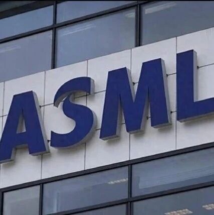 ASML向美国保证：中国没任何机会拿到我们最先进EUV光刻机；约5万人将失业！大众宣布大裁员；刘强东：将来不需要快递员，70万兄弟要转行