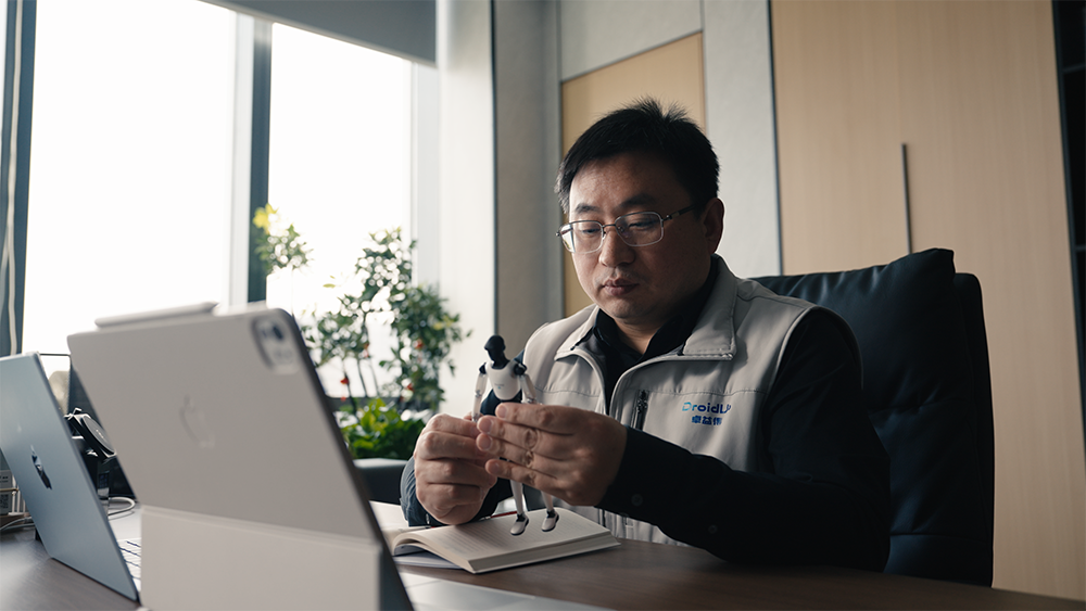 专访卓益得李清都:二十年只为“完全仿生机器人”,四大场景撬规模化订单图2