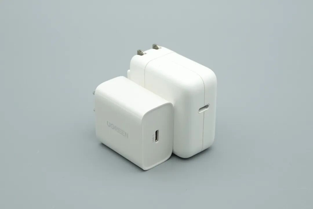 拆解报告：绿联30W USB-C氮化镓快充充电器套装图17