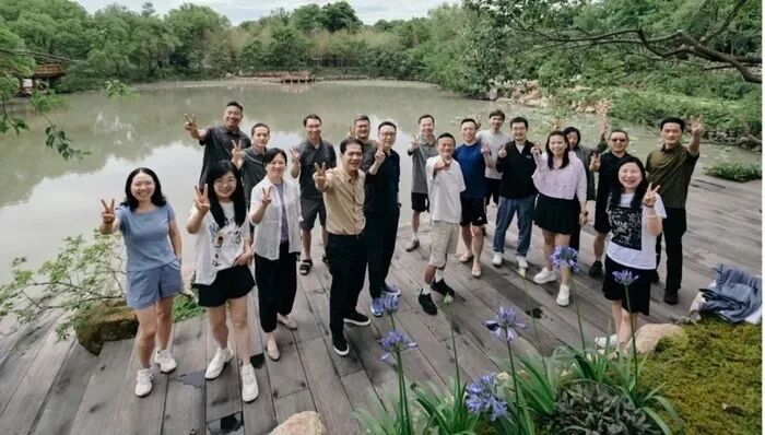智谱市值破万亿，约为三个京东/三星为所有员工购买ChatGPT会员和Codex/豆包灰测打车功能图8