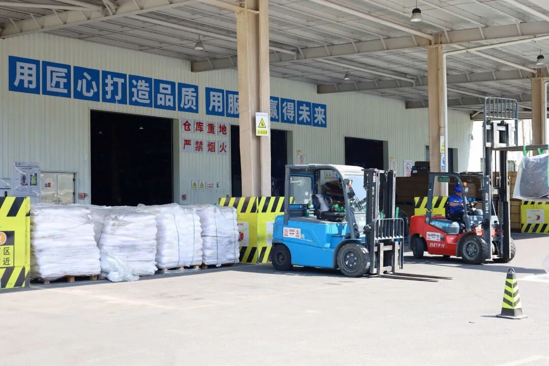 价格翻倍、订单排满全年！锂电池核心材料头部企业加码扩产图3