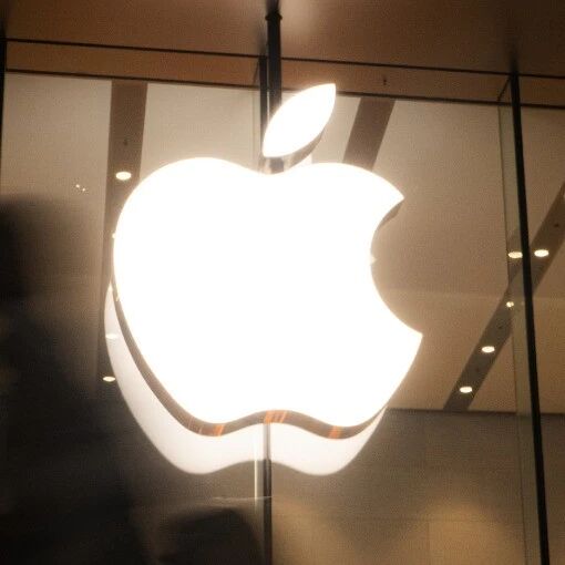 SpaceX 连日暴跌后，OpenAI 或推迟上市计划；苹果 Mac、iPad 等产品全线涨价 20%；DeepSeek 发布招聘公告 | 极客早知道