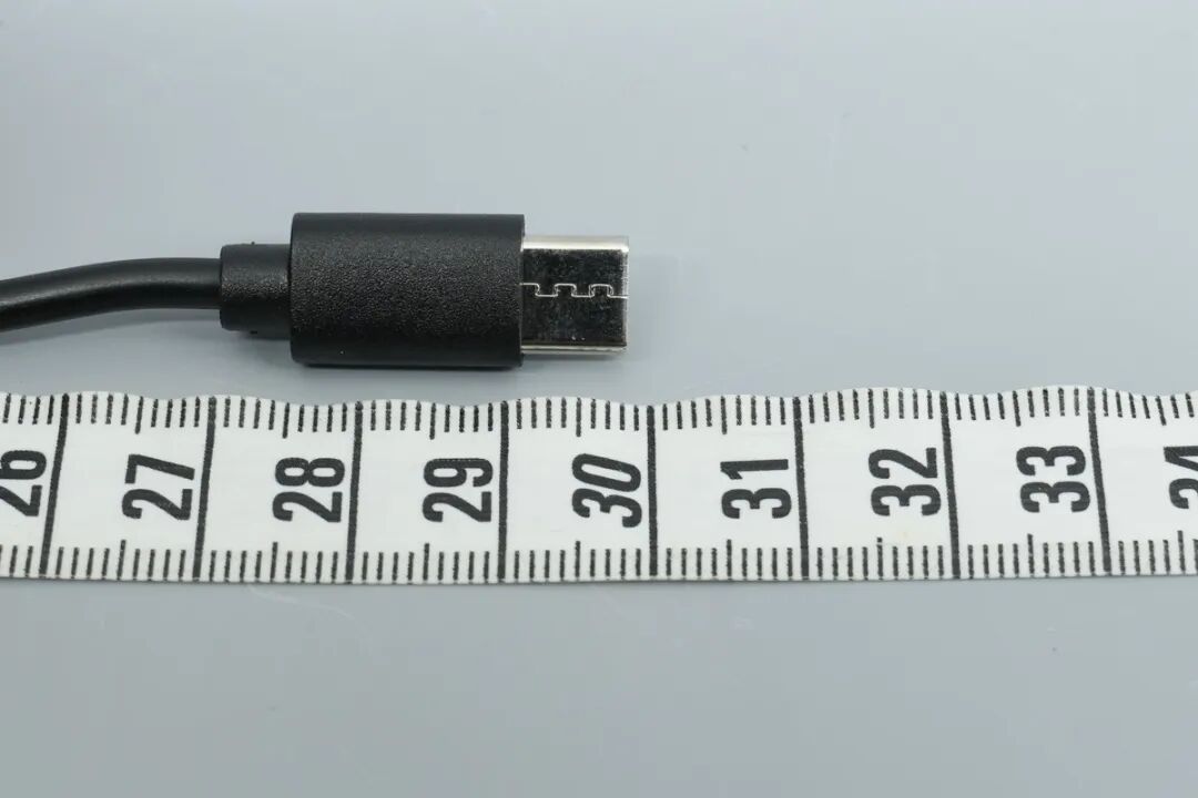 拆解报告：inno3C 20W磁吸无线充移动电源图5