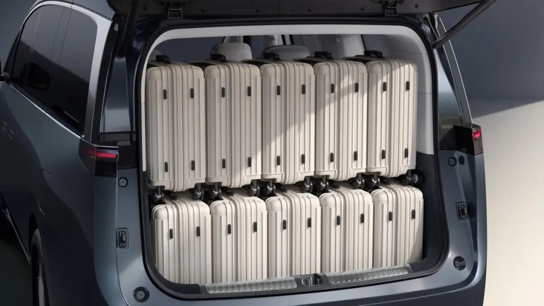增程/纯电双动力！24.98万元起，零跑首款旗舰MPV D99正式上市图12