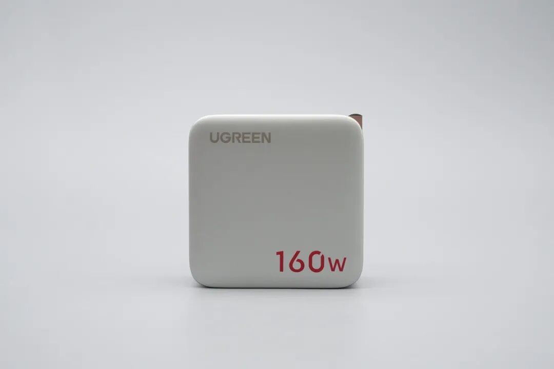 拆解报告：绿联160W速显充4C1A氮化镓充电器图9