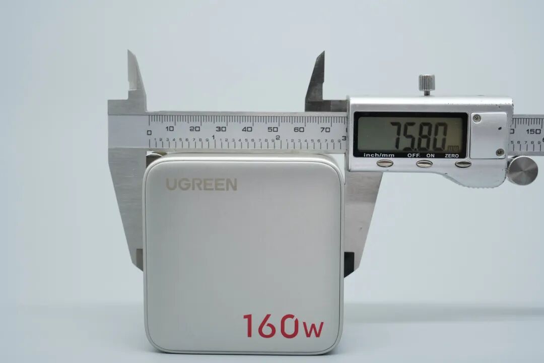 拆解报告：绿联160W速显充4C1A氮化镓充电器图38