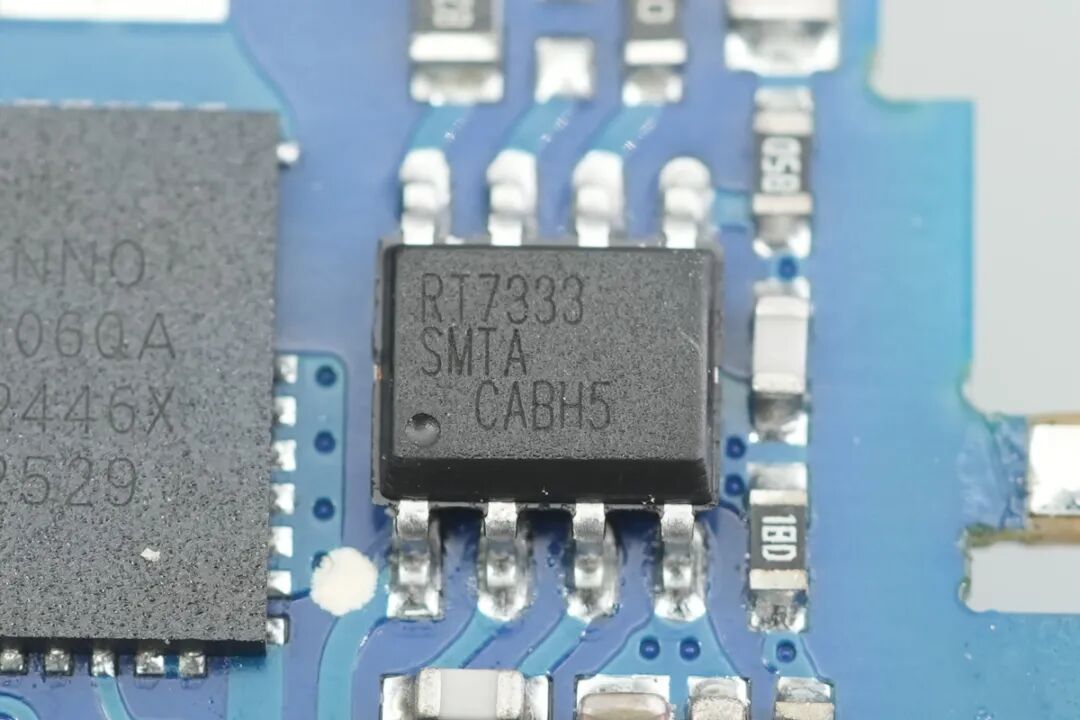 拆解报告：绿联160W速显充4C1A氮化镓充电器图62