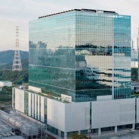 产能逼近饱和！三星继续“押注”扩建牙山6代OLED产线：月增1.5万片基板产能