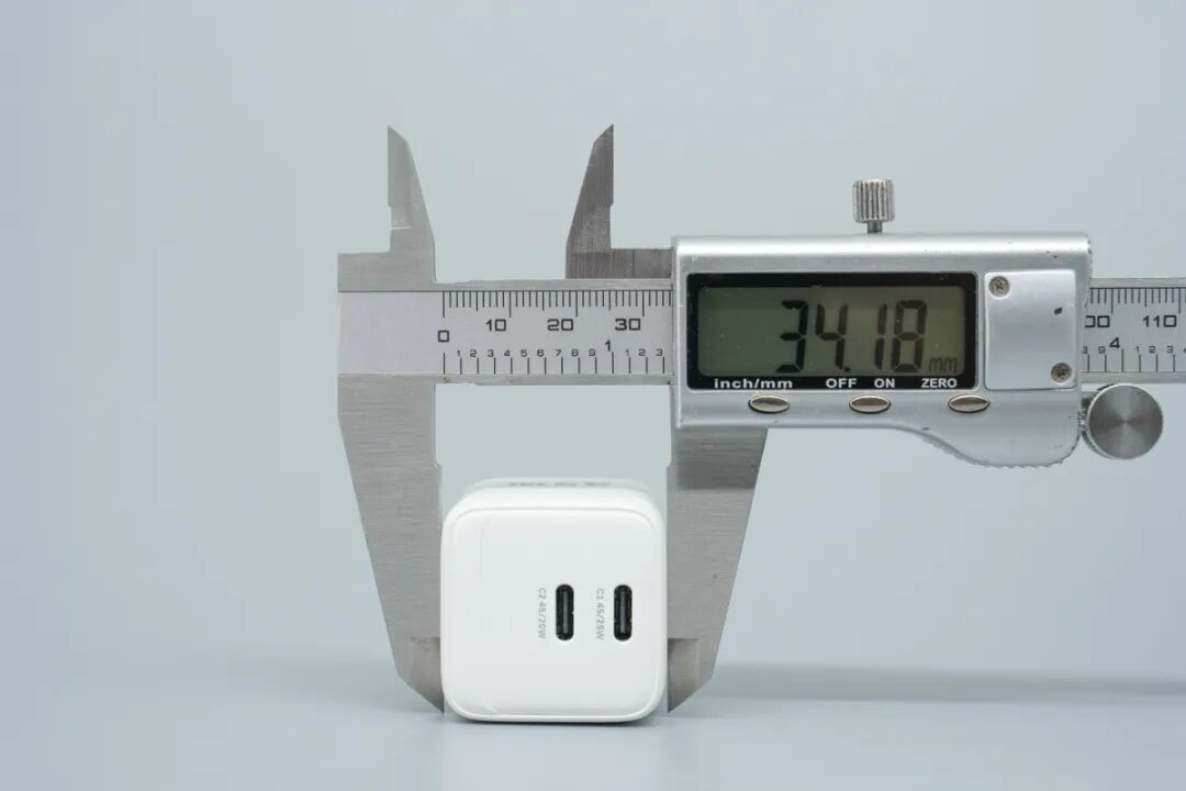 拆解报告:WEKOMEWP 45W 氮化镓充电器图19