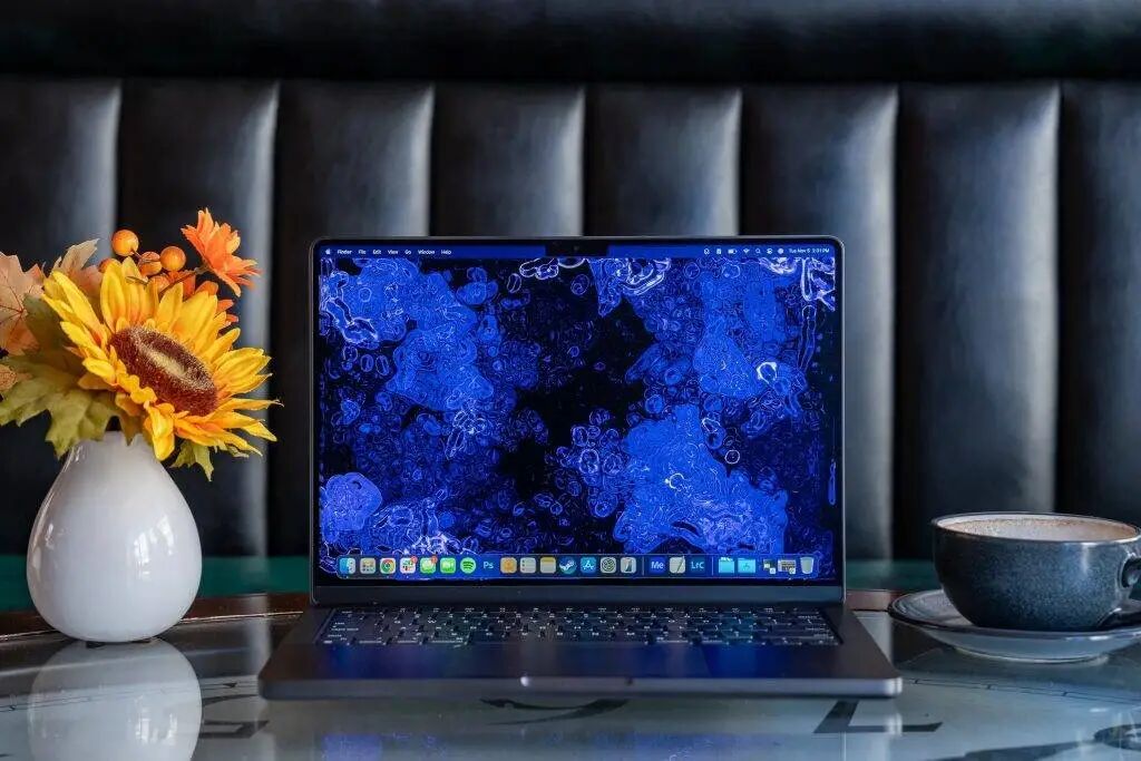 别急着买新 MacBook ,苹果还藏着 AI 时代杀手锏图2