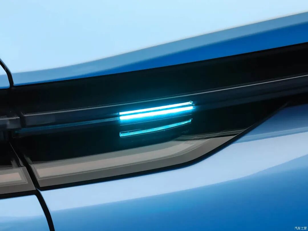 4.999米车长+800V+宁德时代电池，20万级“卷王”来了？图9
