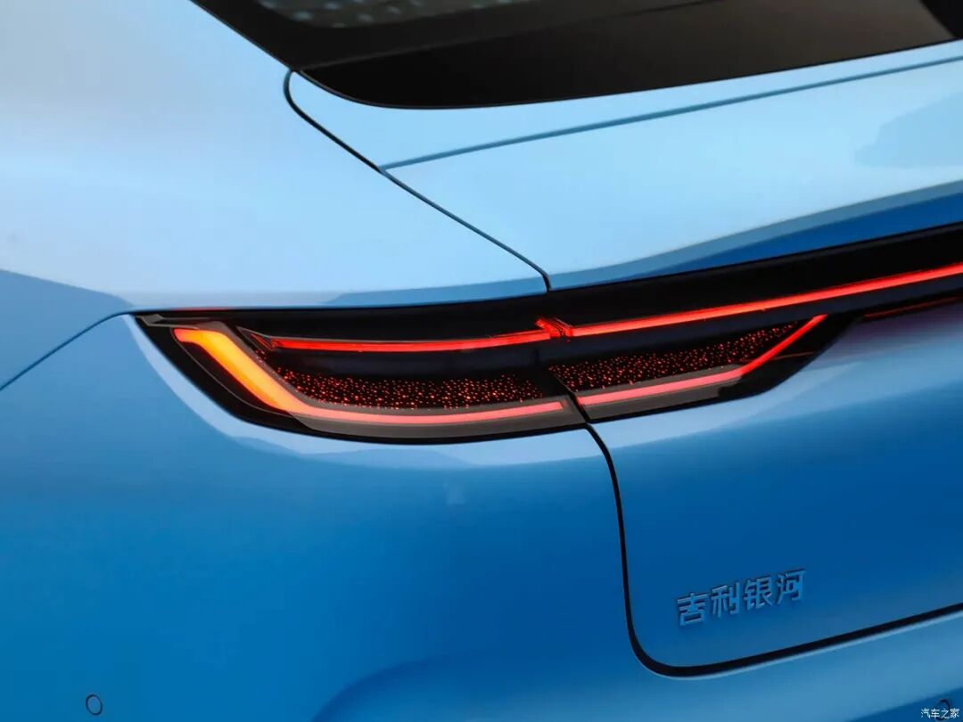 4.999米车长+800V+宁德时代电池，20万级“卷王”来了？图16