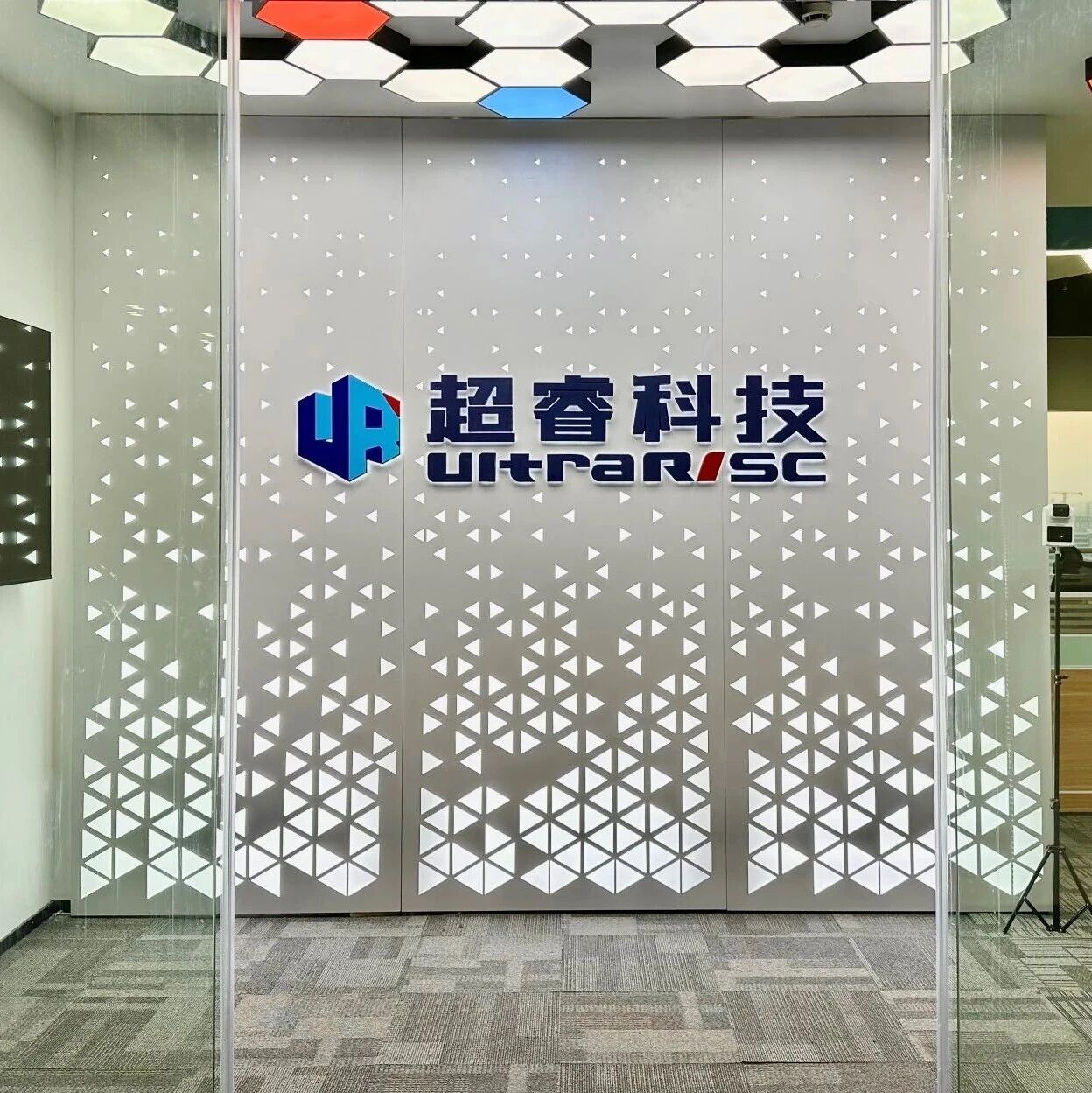 新架构·芯产品 | 超睿科技：RISC-V国产桌面CPU自主创新先行者