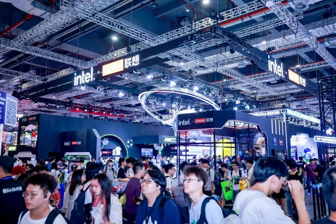 酷睿Ultra战力Plus,英特尔携九大合作伙伴亮相Bilibili World 2026图12