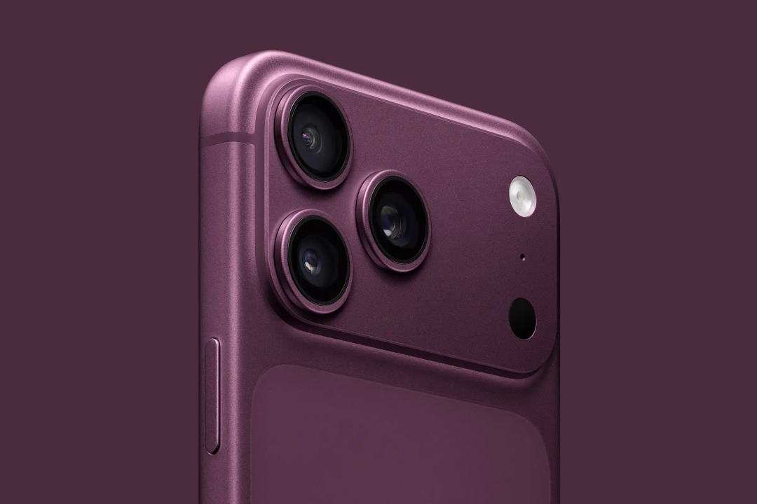 爆料称 iPhone 18 Pro Max 厚度重量均增加，折叠屏 iPhone 电池可能不到 5000mAh图8