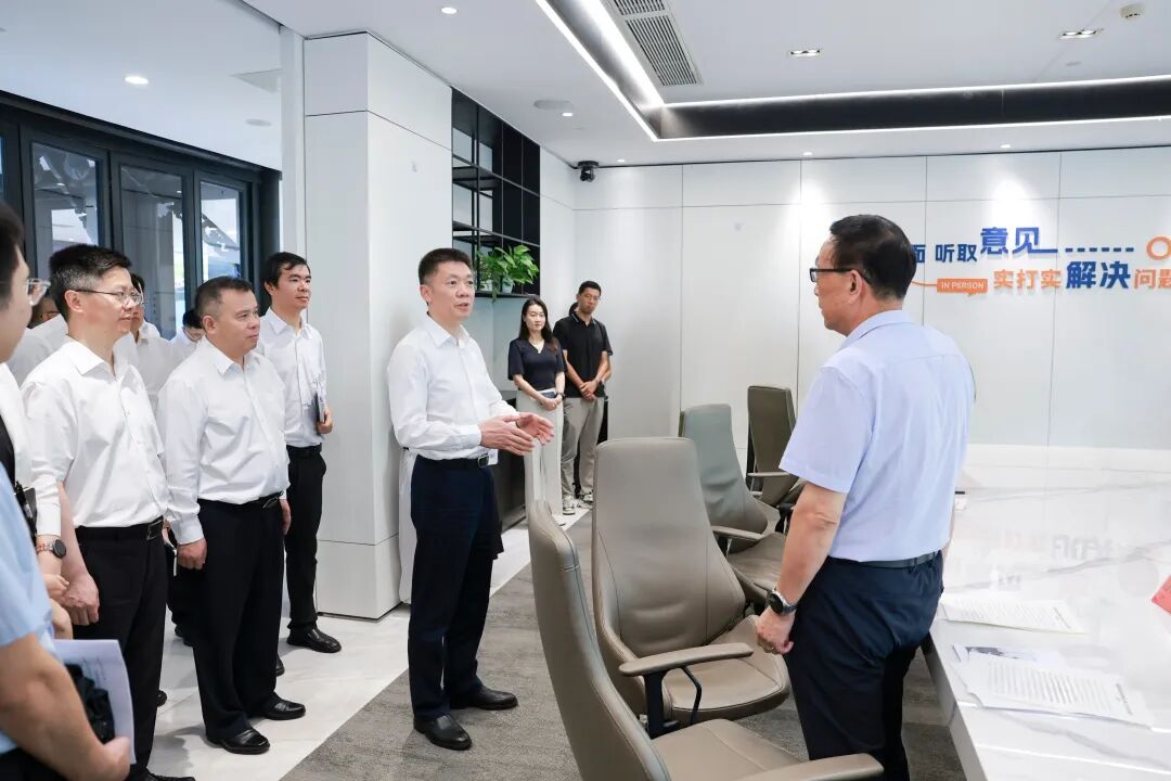 陈书平在调研市民营经济发展促进中心时强调:持续优化机制提升效能 更好服务推动民营经济发展壮大图2