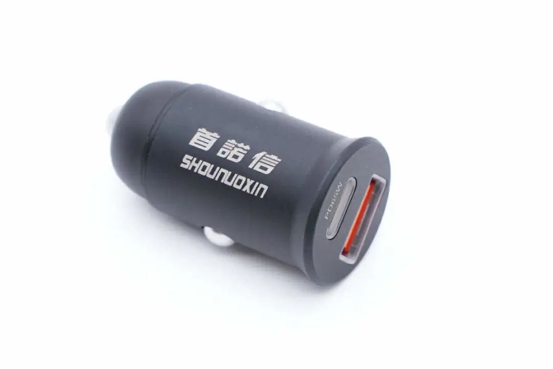 氮化镓打开车充新赛道，多款产品拆解盘点！图4
