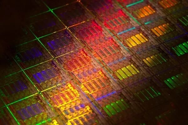 SK海力士CEO预警:存储芯片短缺将延续至2030年之后图1