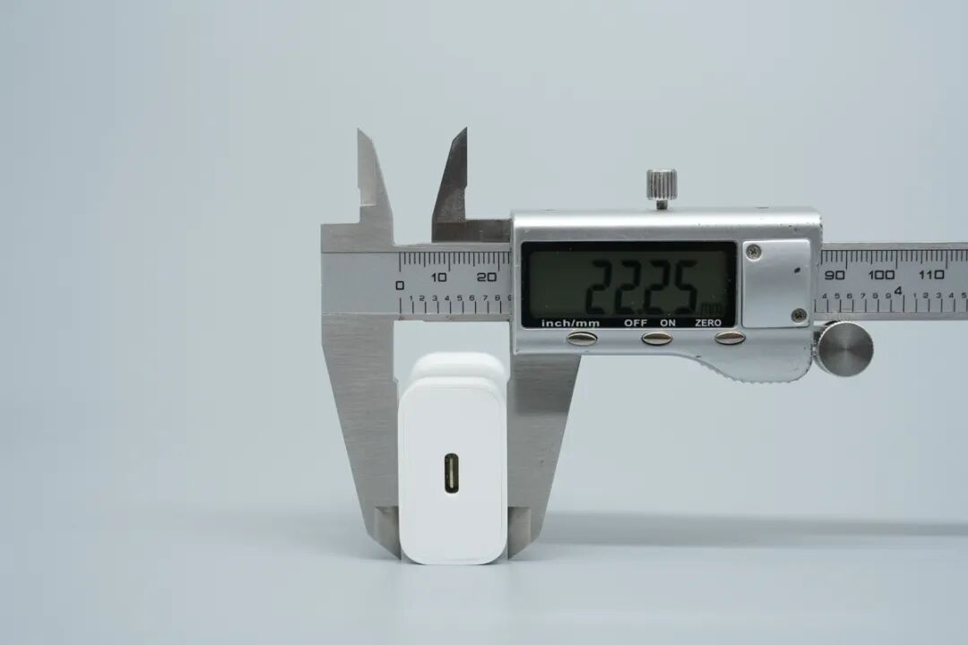 拆解报告：小米Type-C充电器快充版20W图13