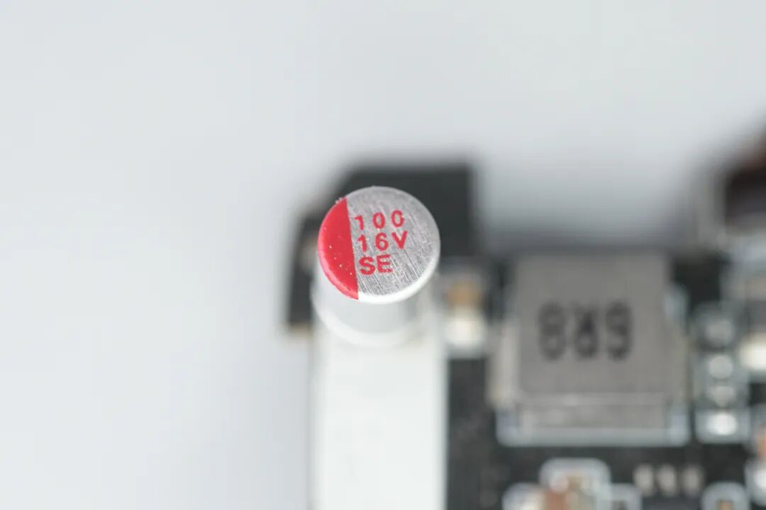 为iPhone而生的红点奖单品！深度拆解安克25W Qi2.2三合一折叠无线充图57