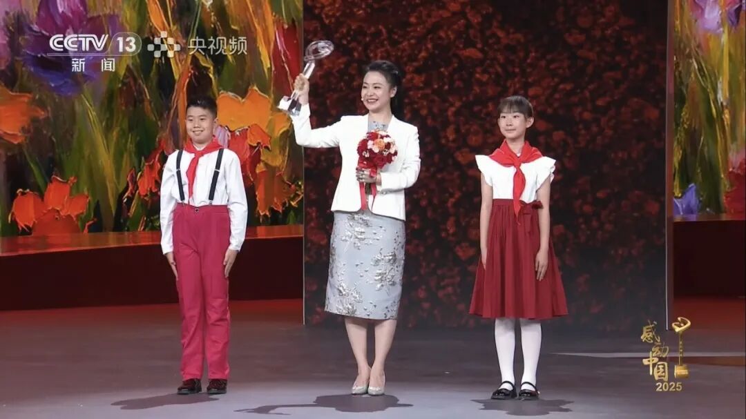 “感动中国”的张超凡，左臂里藏着中国脑机接口的十年图2