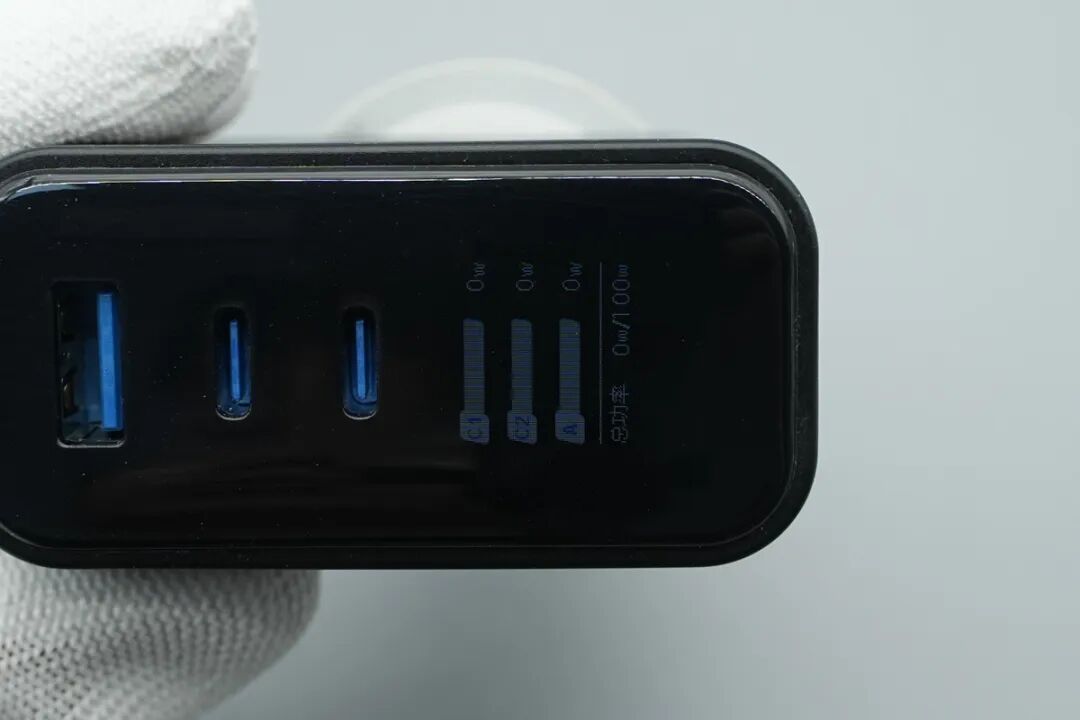 拆解报告：白牌100W 2C1A智显屏氮化镓快充图13