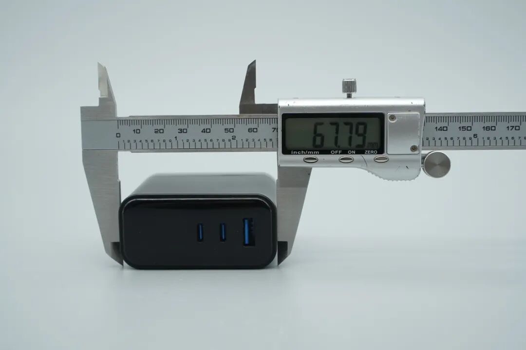 拆解报告：白牌100W 2C1A智显屏氮化镓快充图25