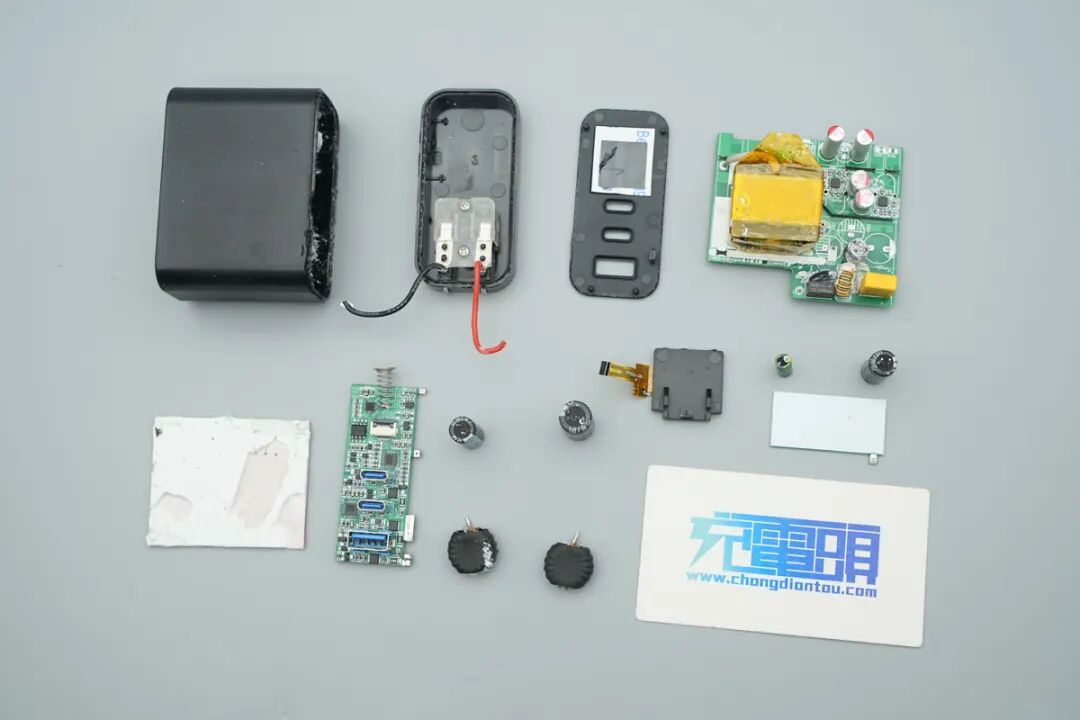 拆解报告：白牌100W 2C1A智显屏氮化镓快充图83
