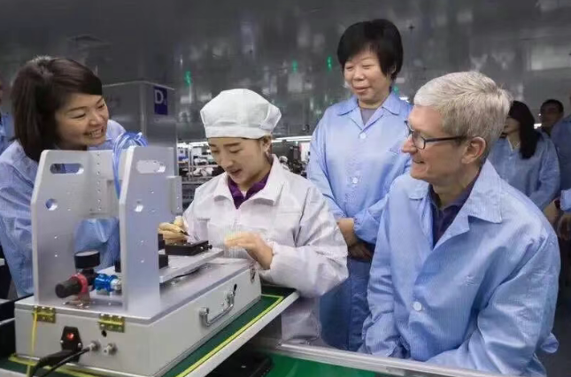 855亿身价！富士康打工妹逆袭成中国女首富图2