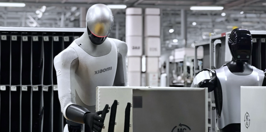 给机器人造一座「数据工厂」,小米 Robotics-U0 如何破解具身智能最难的一道题?图2