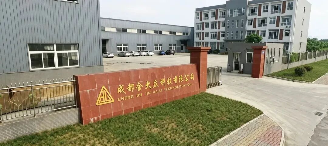 发丝间“雕花”!在蓉高企的微米“绝技”凭“精度”出圈|在成都创未来图3