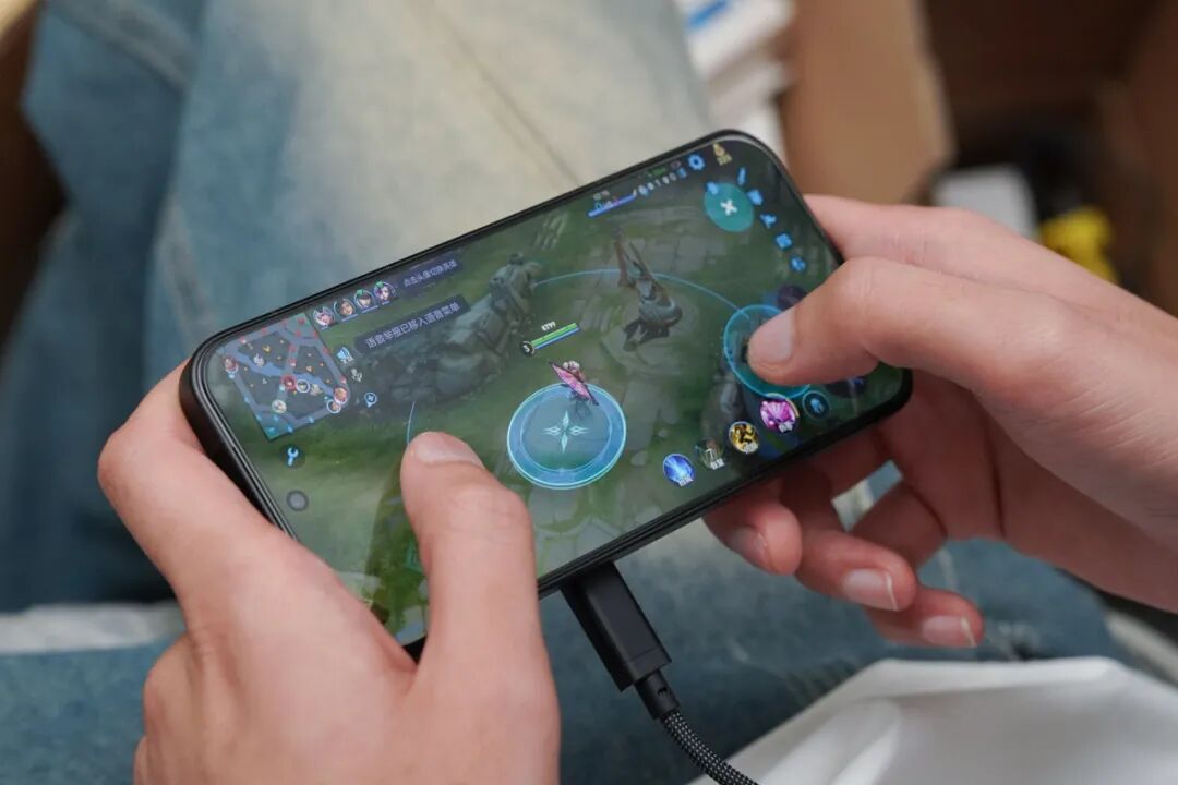 拆解报告:一加磁吸冰冰卡手机散热器图22