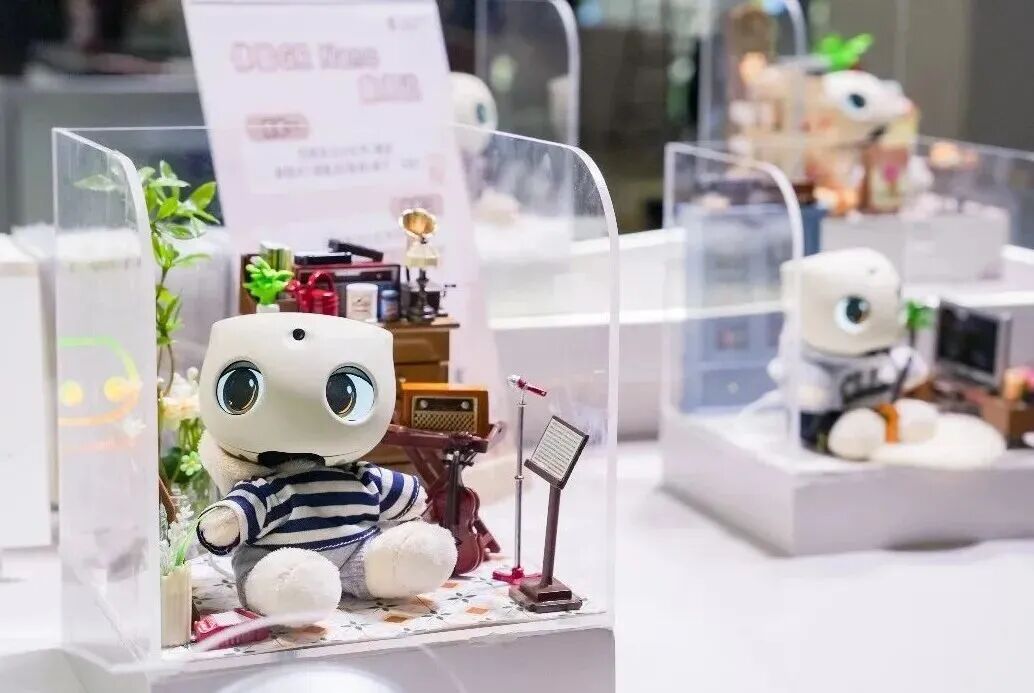 WAIC 2026大洗牌：机器人遍地，Agent干活，国产算力崛起，基础大模型只剩18家｜甲子光年图28