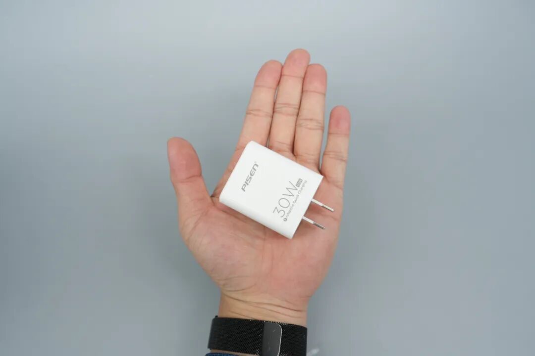 拆解报告:品胜30W 2A2C充电器图21