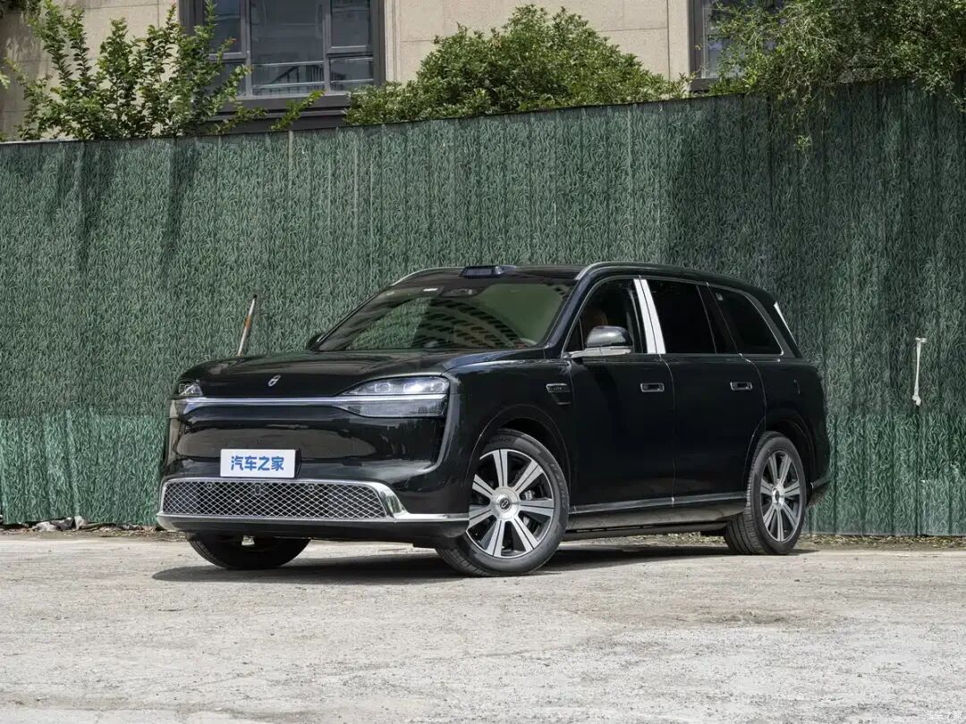 1.5T、730N·m+三电机+全线控转向!“9字辈”大六座SUV你怎么选?图34